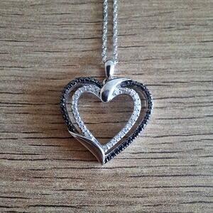 Sterling Silver Black White Double Heart Pendant Necklace 18" 925
